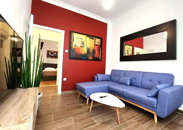 Gazi Apartment With Breakfast